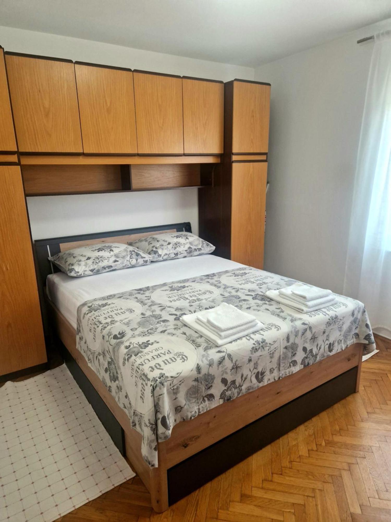 Apartment Marijanka เซนญ์ ภายนอก รูปภาพ